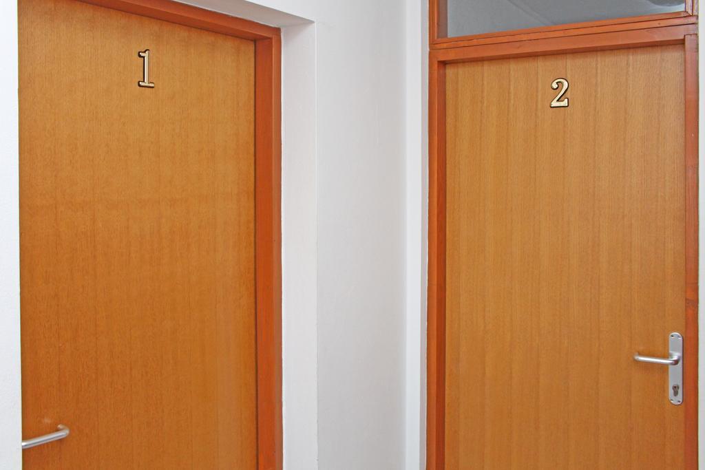 Apartments Beba Vir Εξωτερικό φωτογραφία