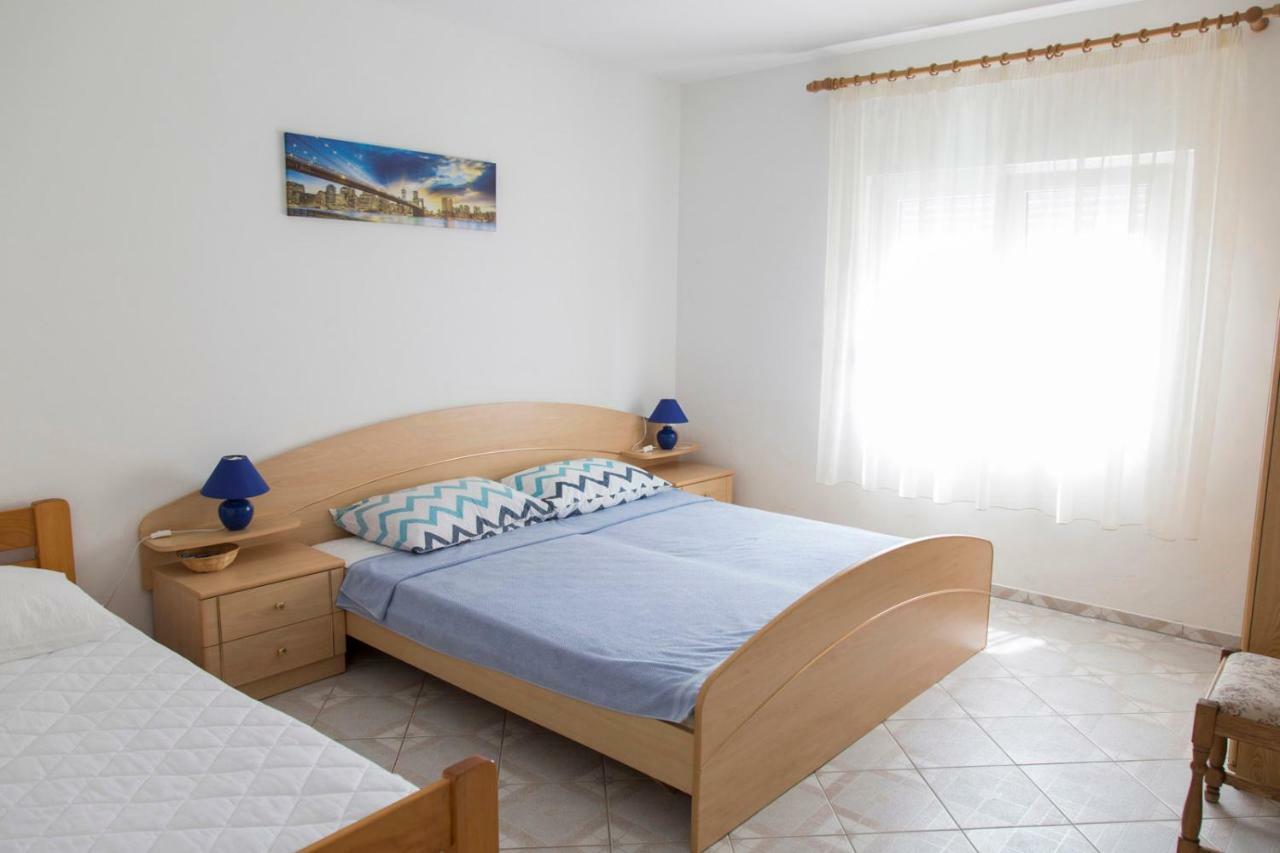 Apartments Beba Vir Εξωτερικό φωτογραφία
